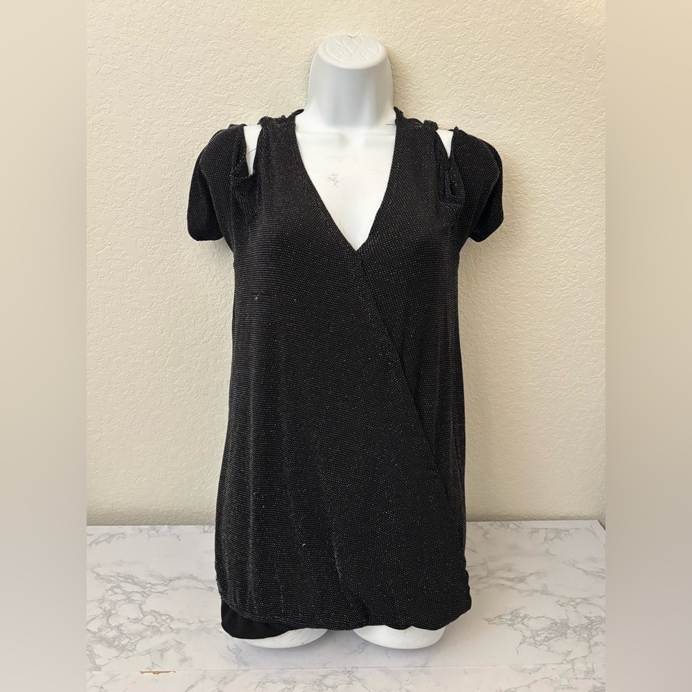 Lola B Blouse Top Womens S Black Cold Shoulder Pullover Stretchy Lined V Neck​